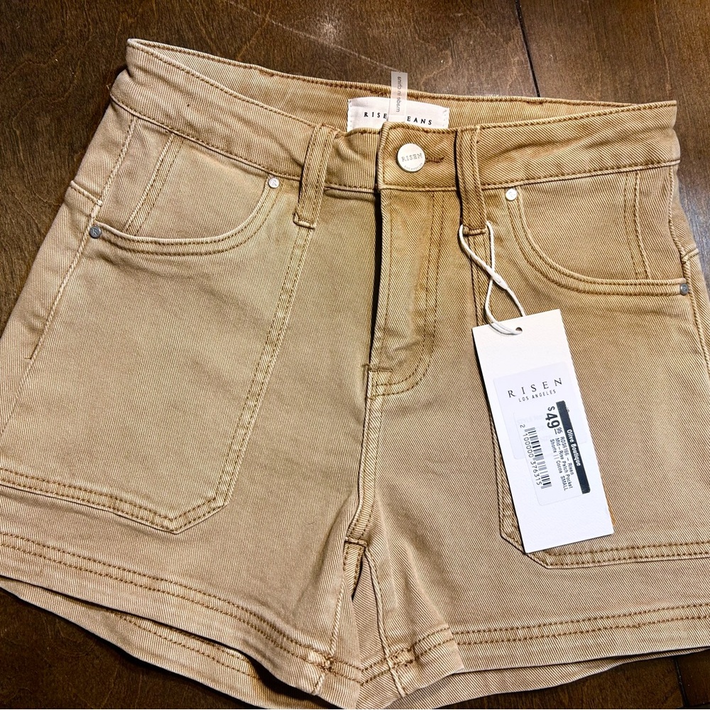 Risen High Waist Tan Denim Shorts